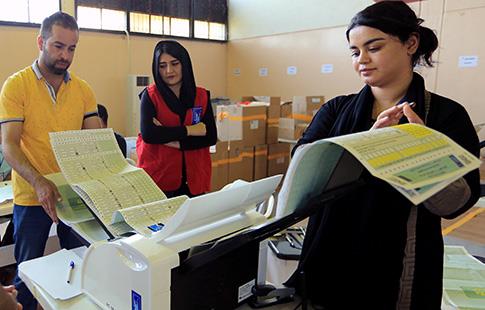 Législatives iraqiennes : Al-Sadr confirme sa victoire