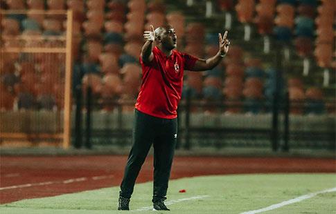 Football : Mosimane entre dans la légende d’Ahli