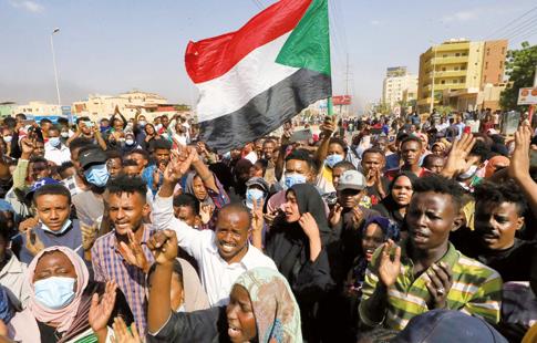 Les manifestations se poursuivent à Khartoum après les décisions d’Al-Burhan.