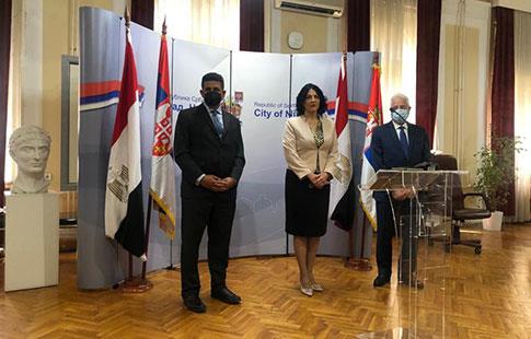 Le gouverneur du Sud-Sinaï reçu à Belgrade par la cheffe du gouvernement serbe