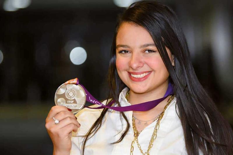 Hala Etman a réalisé un exploit pour le tir féminin, en remportant une médaille 
