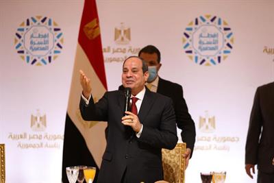  Al-Sissi appelle à un dialogue politique global