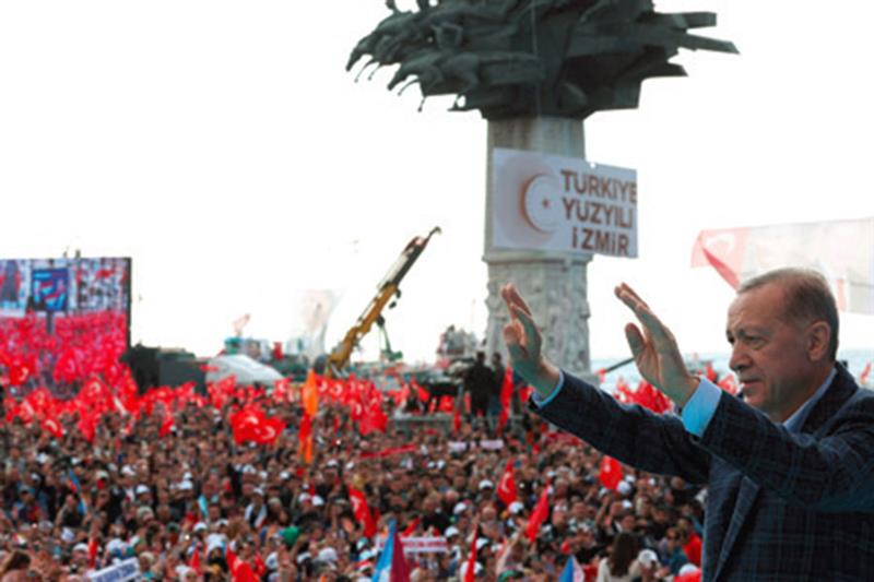 Turquie : Erdogan en campagne
