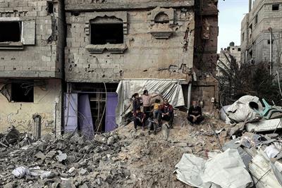  Frappes israéliennes meurtrières sur Gaza, discussions à venir sur Rafah