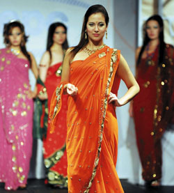 Le sari était bien sûr à la tête du défilé.